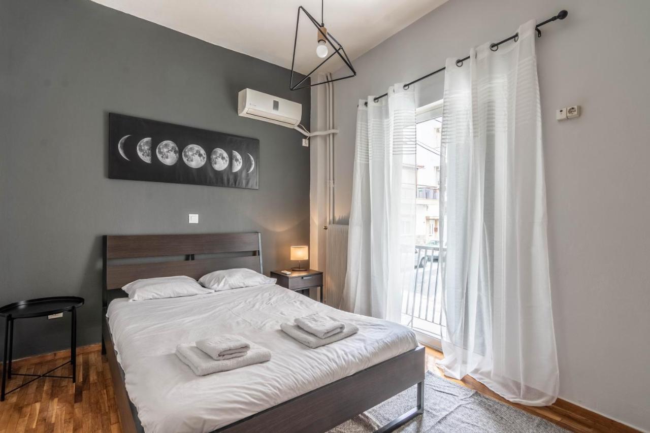 Aris Neos Kosmos Apartment Athens Exterior photo